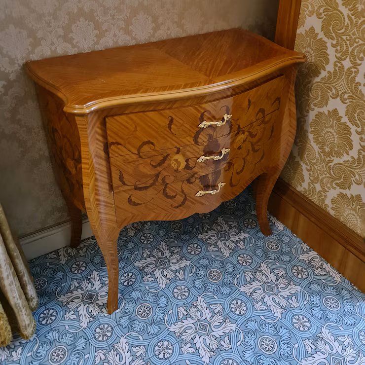 Commode Style Louis XV